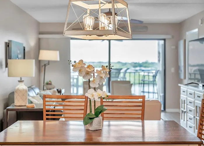 Pet-friendly 2-bed With Amazing Waterfront Views Apartment Clearwater Beach