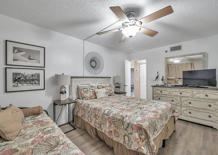 Pet-friendly 2-bed With Amazing Waterfront Views Clearwater Beach