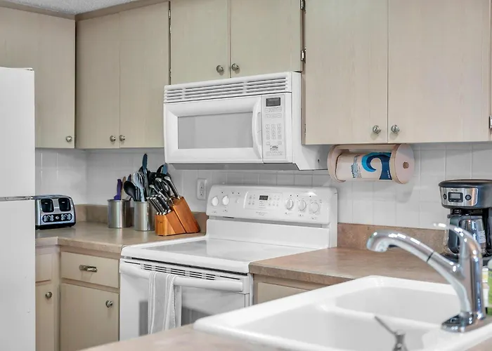 Pet-friendly 2-bed With Amazing Waterfront Views Apartment Clearwater Beach