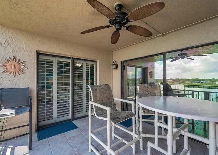 Pet-friendly 2-bed With Amazing Waterfront Views Apartment *