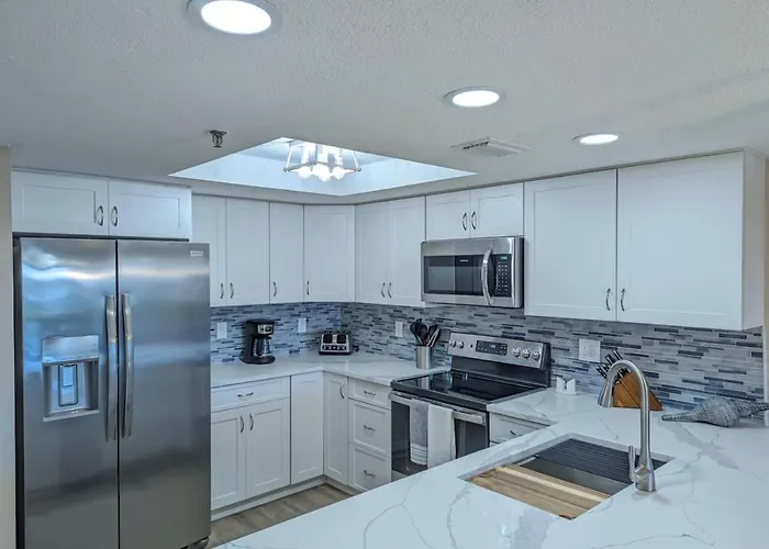 Pet-friendly 2-bed With Amazing Waterfront Views Clearwater Beach